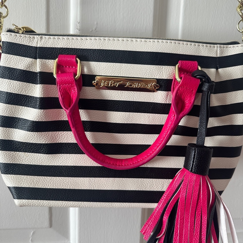 Betsey Johnson purse - Picture 2 of 3
